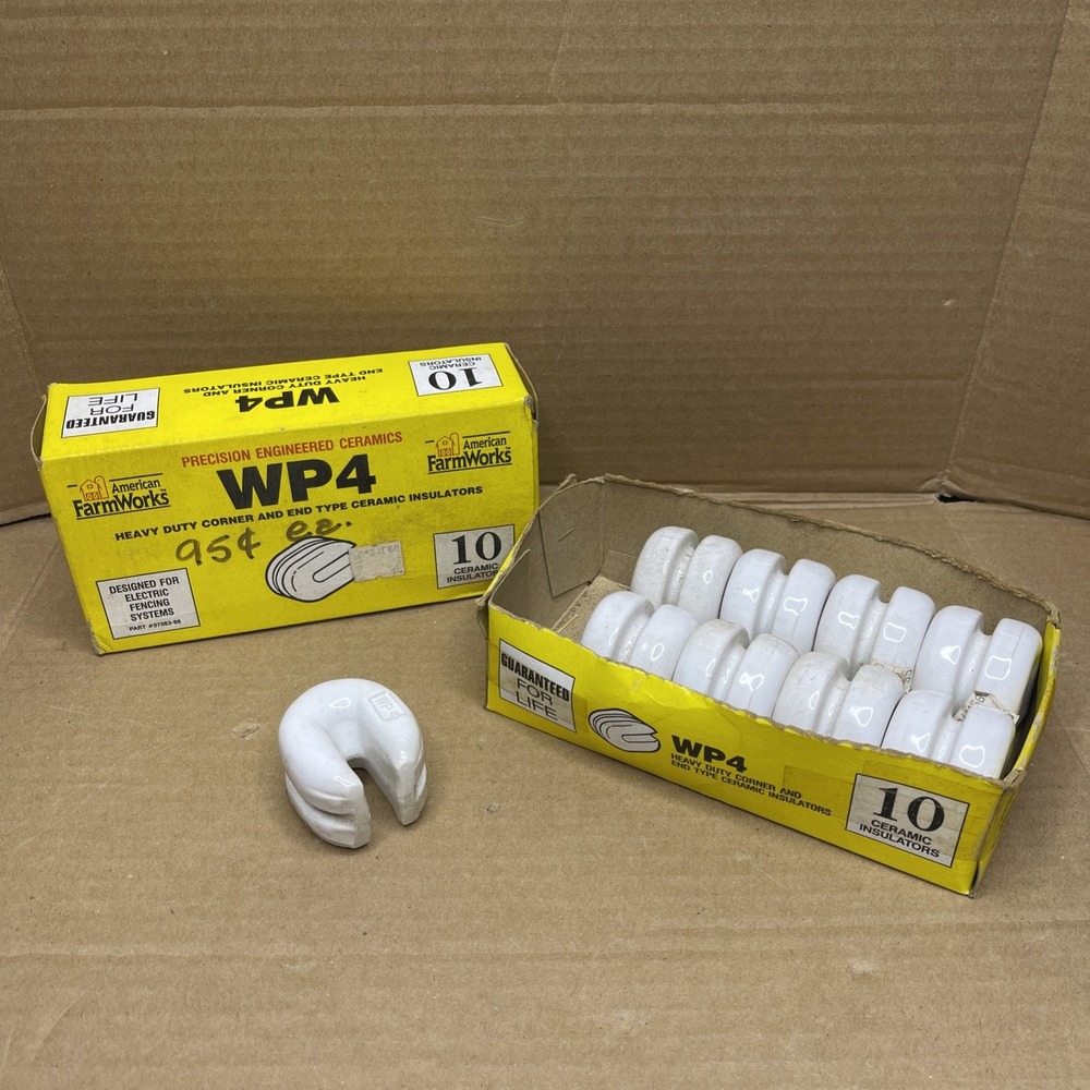 19 Vintage American FarmWorks WP4 Ceramic Electric Fence Insulators #07083-96